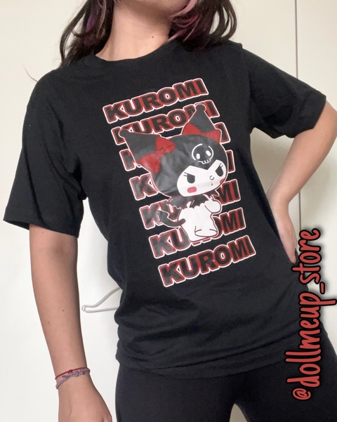 Camiseta Kuromi preta Sanrio