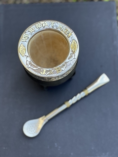 Mate Imperial Cincelado con aplique C/Bombilla