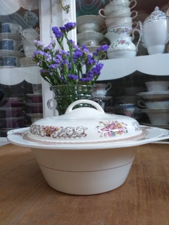 Sopera Woods Ivory England