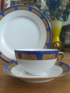 Trio de té de porcelana Checoslovaca en internet