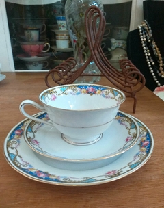 Trio de té de porcelena Alemana Bavaria