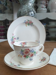 Trio de té Pottery Hanley England. en internet