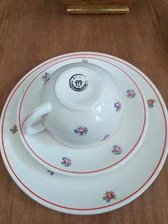 Trio de té loza Checoslovaca en internet