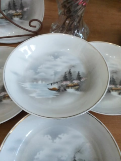 5 platos medianos hondos porcelana Japonesa - comprar online