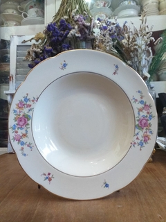 Plato hondo porcelena Gouda. Detalle (Outlet)