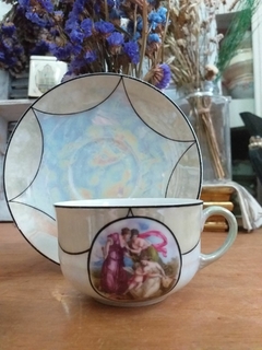 Taza de té en porcelana Checoslovaca - comprar online