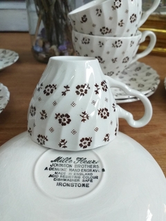 6 pocillos de café Johnson Bros England en internet