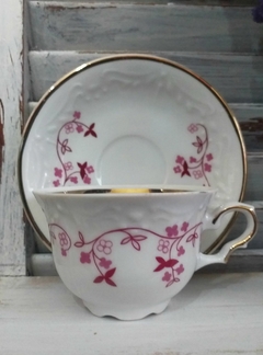 Pocillo de café en porcelana Europea