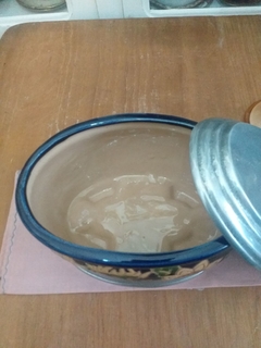 Bizcochera, Recipiente con tapa en internet
