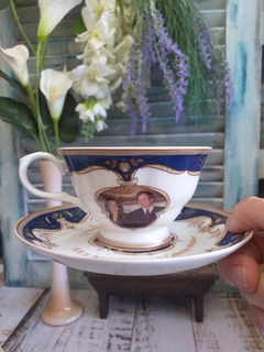 Taza de té conmemorativa en porcelana inglesa - Vajilla Boutique