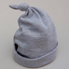 GORRO CON NUDITO | GRIS MELANGE