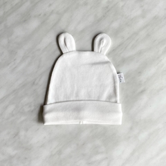 GORRO CON OREJITAS | CRUDO - comprar online