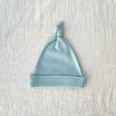 GORRO CON NUDITO | AQUA