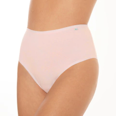 Calcinha Delcotton feminina de cintura alta em algodão, na cor rosa claro, destacando seu design confortável.