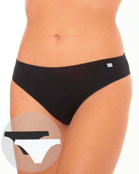 Calcinha biquíni preta em modal usada por modelo, com destaque para o conforto e ajuste ao corpo feminino