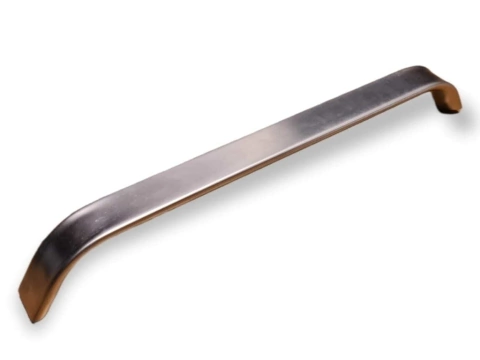 Manija para Puerta de Cocina/Horno (Entre Centro 427mm)