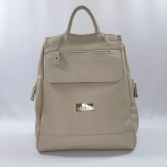 MOCHILA ANTIFURTO EM COURO BEGE REF. 1225