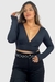 Cropped decote V Manga Longa Lorraine Preto - comprar online