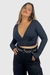 Cropped decote V Manga Longa Lorraine Preto na internet