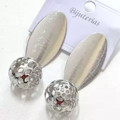 Brinco Grande Oval com Globo na internet