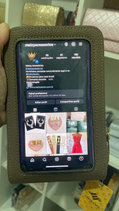 Porta Celular com visor - comprar online