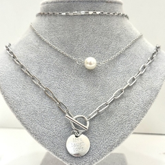 Colar Bijoux 3 em 1 Pérola e Medalha