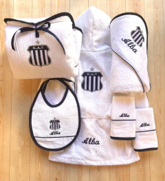 Set de Accesorios con Bordados
