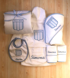 Imagen de Set de Accesorios con Bordados