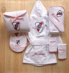 Imagen de Set de Accesorios con Bordados