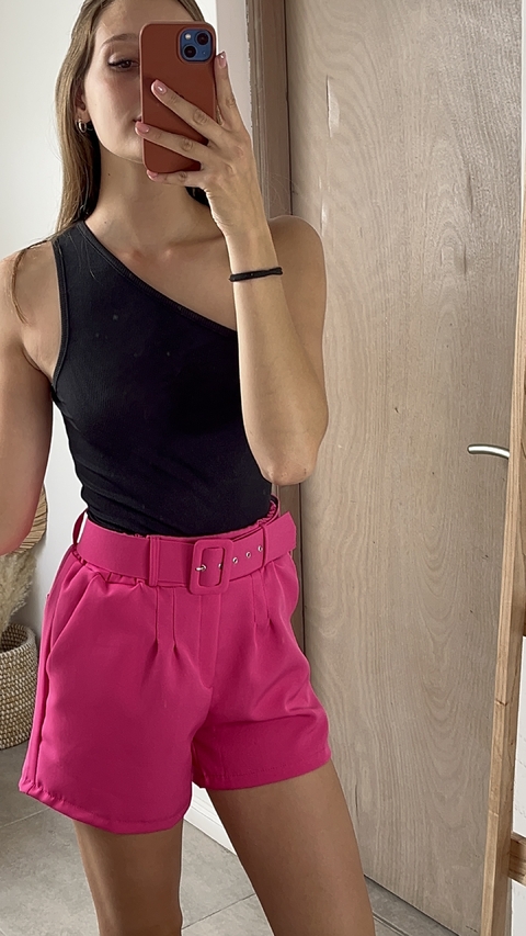 Short Gia Sastrero