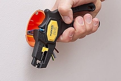 Imagen de PELADORA DE CABLES SENCILLOS, MULTIPLES Y DE TRENZADO FINO DE 0,2 A 6,0MM2 CON AISLAMIENTO ESTANDAR, MARCA JOKARI, MODELO SUPER 4 PLUS.