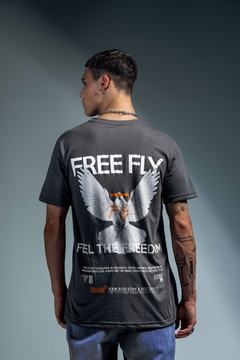 REMERA FLY - comprar online