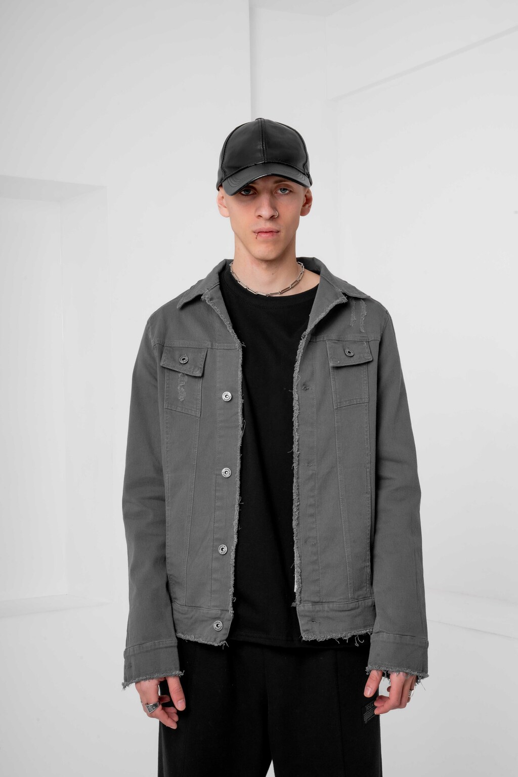 Camp Danes Grey thumbnail 3