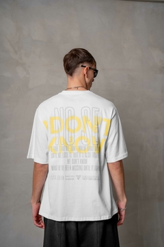REMERA KNOW - comprar online