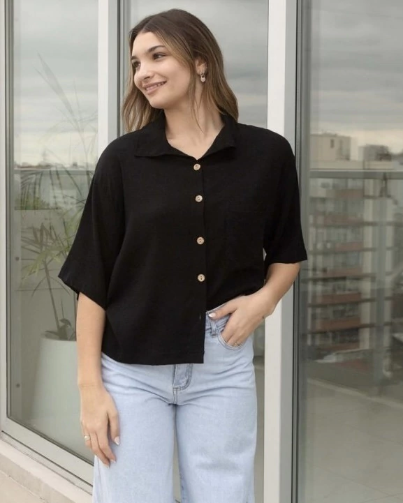 Camisa Corta De Lino Negro. Cód. B29TU