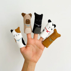 Títeres de dedo - Perros y gatos en internet