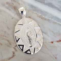 Dije Medalla Milagrosa en Plata, 3,3 x 2,5 cm. - comprar online
