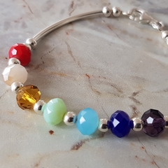 Pulsera 7 chakras en Plata con cristalitos y cierre mosquetón, 19 cm. - comprar online