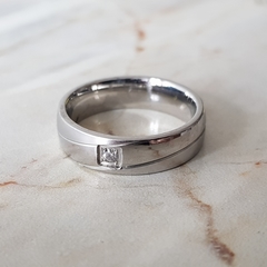 Anillo en acero con Cúbic