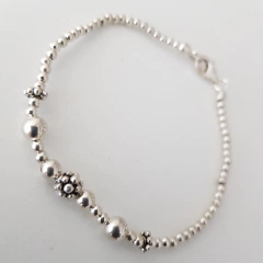 Pulsera bolitas en Plata, cierre mosquetón, 18 cm. - comprar online