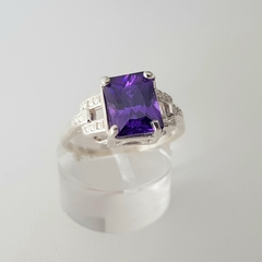 Anillo en Plata con Cúbic rectangular Violeta - comprar online