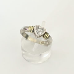 Anillo Corazón en Plata y Oro con Cubic Blanco en internet