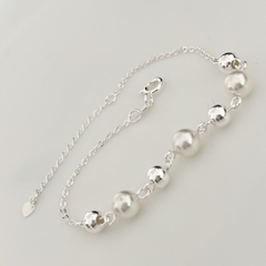 Pulsera con bolitas en Plata y Perlas, 17 + 3 cm. - comprar online