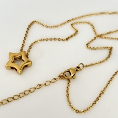 Cadena con dije estrella en Acero baño Oro, 40+ 5 cm - comprar online