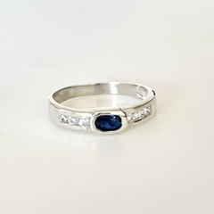 Anillo en Plata con Cubic Azul y Zirconias