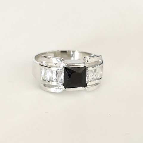 Anillo en Plata con Cubic Baguette Negro y blancos - comprar online