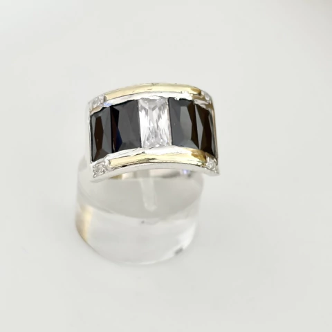 Anillo en Plata y Oro, Cubic Blanco y negro, zirconias