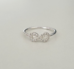 Anillo Infinito en Plata con Cubic