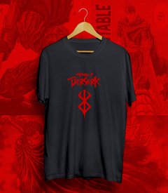 REMERA BERSERK LOGO