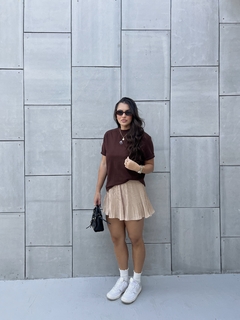Short Saia Mel na internet